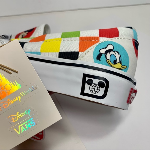 NIB. Disney Vans Sneakers. Adult Size 10. new with tag in box - Picture 6 of 12